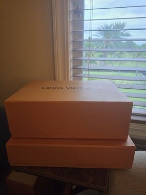 Louis Vuitton Magnetic Boxes (2)
